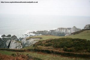 Rocks near Bull Point