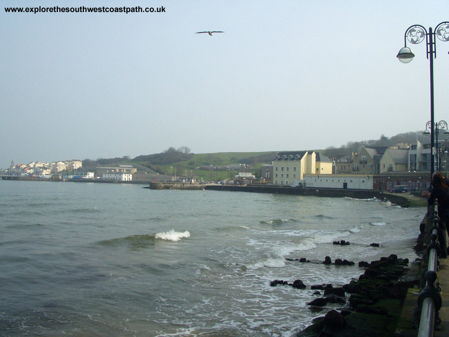 View round Swanage Bay