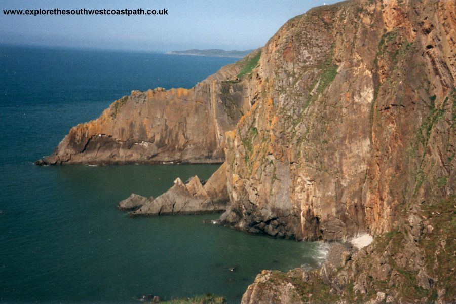 Rocks at Baggy Point